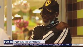 Paying it Forward: Orlando church gives $1,000 to man who helps homeless