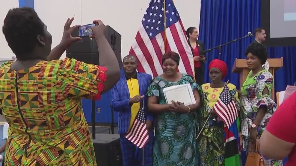 Dozens celebrate becoming U.S. citizens in Phoenix