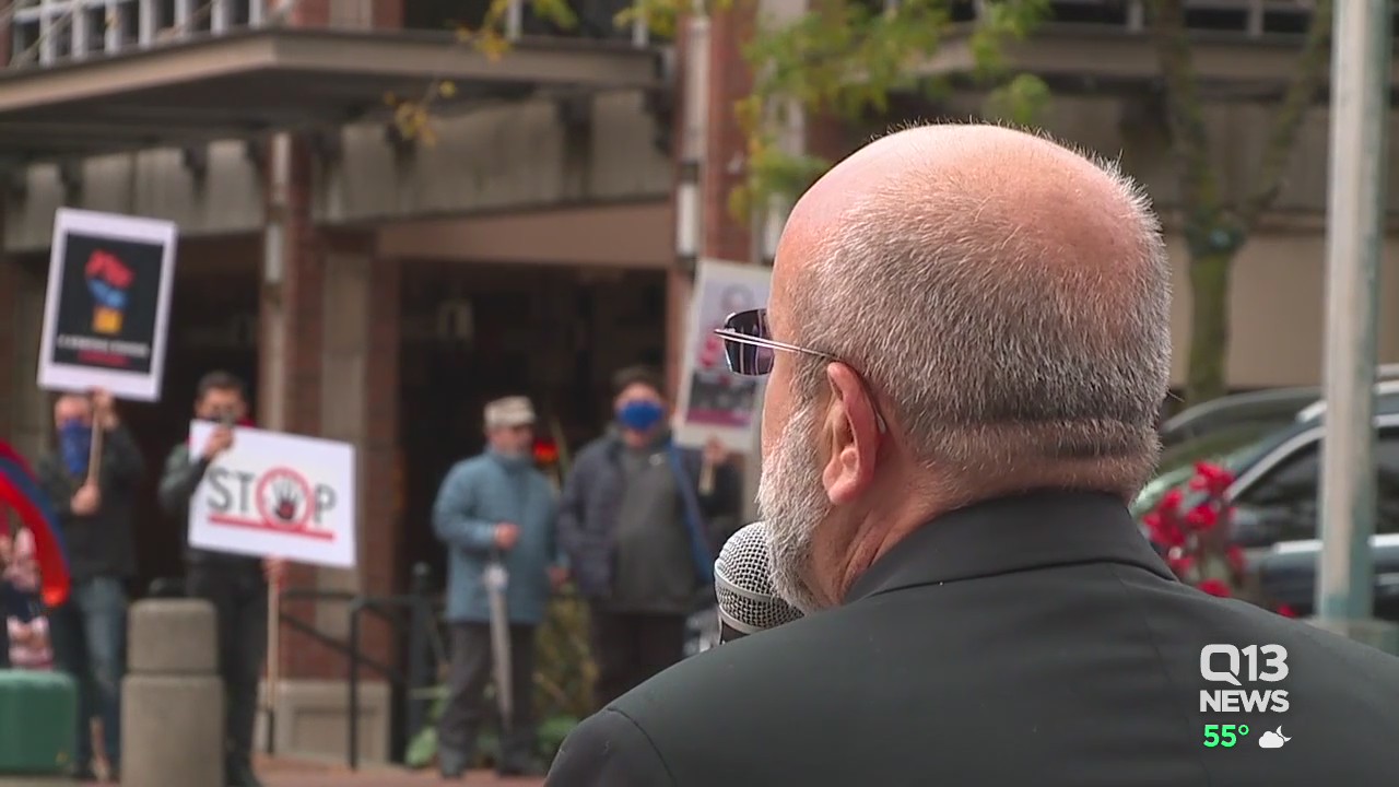 Armenians call for peace at Bellevue rally