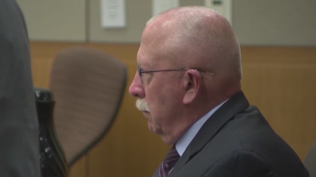 Charles Ryan: Former AZ prisons director back in court