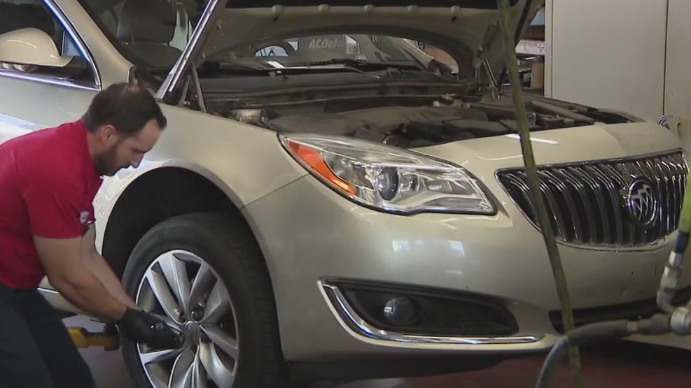 Tips to keep your car running in Arizona heat