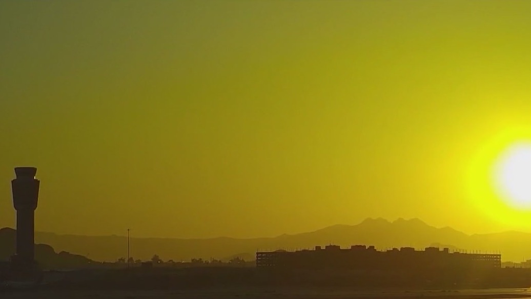 Heat-related 911 calls on the rise in Phoenix