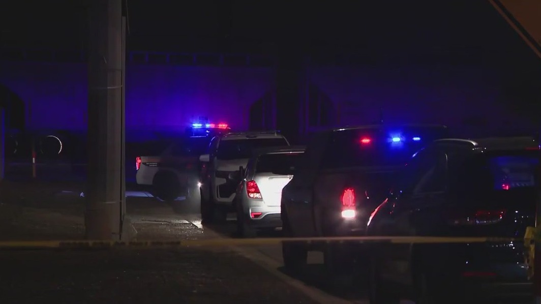 Man shot, killed by Phoenix Police
