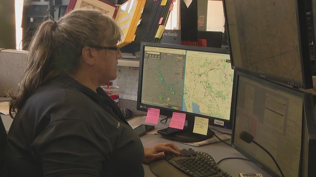 A look inside the Arizona Interagency Dispatch Center