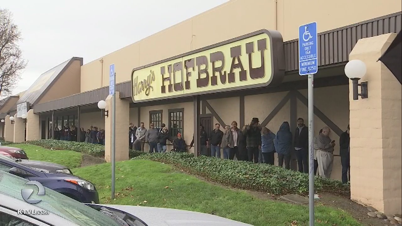 Faithful line up to dine at Harry's Hofbrau; restaurant closing in San Jose