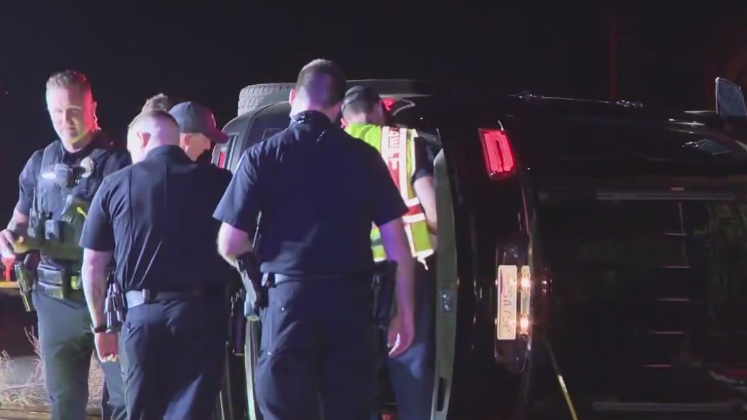 Rollover crash in Phoenix | FOX 10 Phoenix