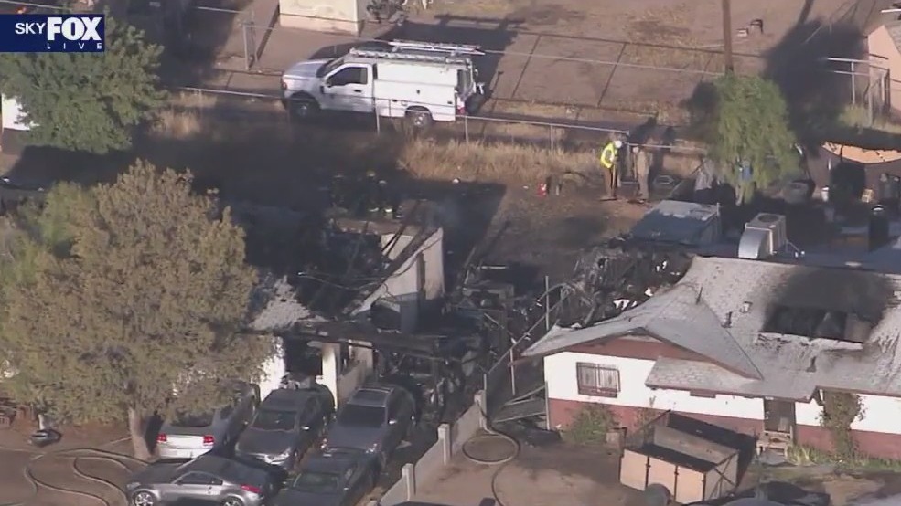 Double house fire in south Phoenix | FOX 10 Phoenix