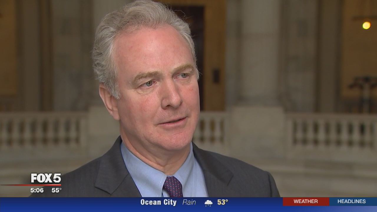 As gov't shutdown looms, GOP and Dems spar over border wall