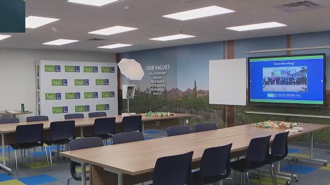 Adult high school in Phoenix area now open