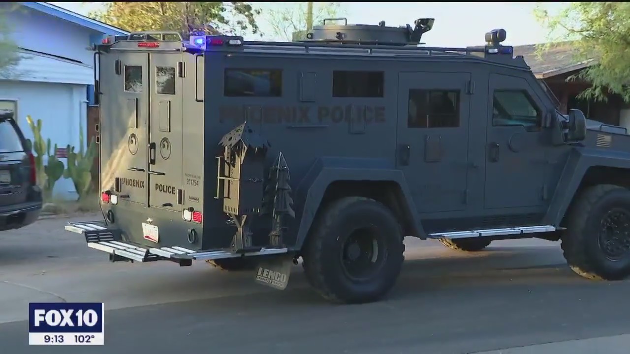 Suspect in custody following police shooting | FOX 10 Phoenix