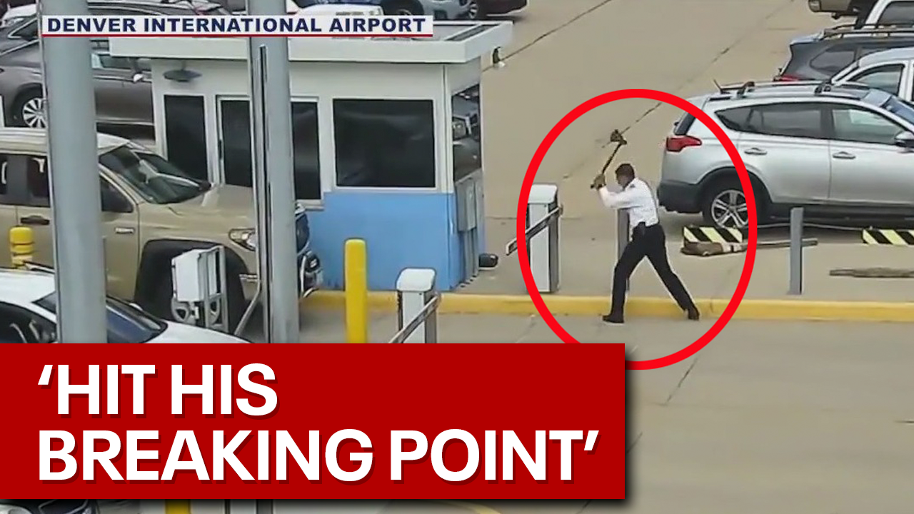 United Airlines pilot chops gate with ax | FOX 10 Phoenix