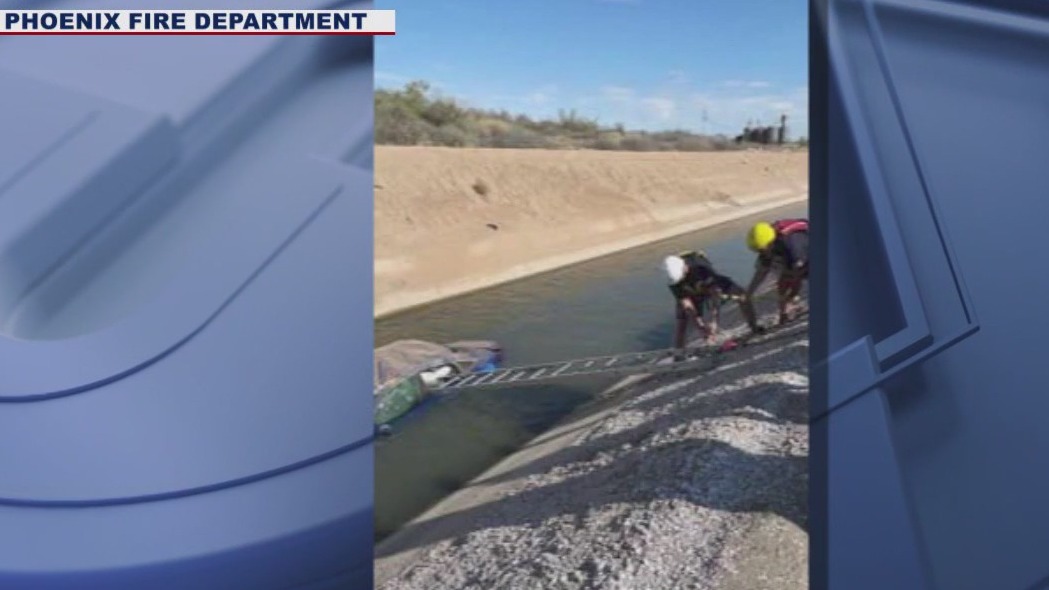 Car in Buckeye Valley canal
