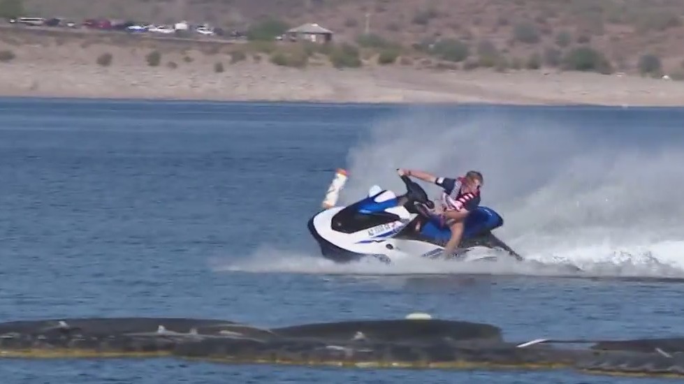 Many spending Labor Day at Lake Pleasant