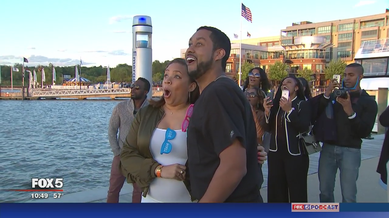 Surprise gender reveal at The Capital Wheel