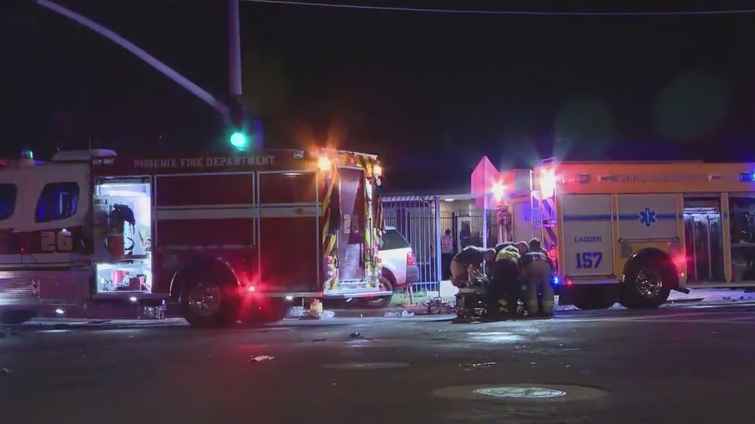 Man, woman killed in crash near Glendale high school | FOX 10 Phoenix