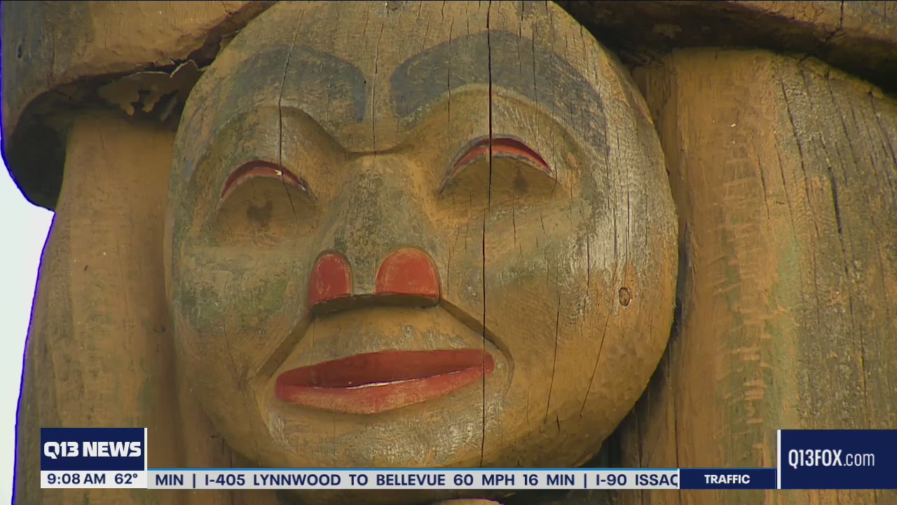 Crews remove 'inauthentic' Totem pole from Tacoma park