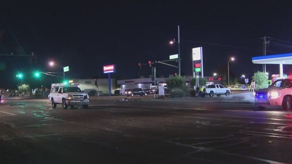 Phoenix motorcycle crash leaves 2 critically hurt