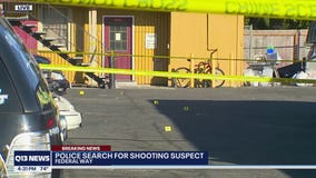 Police search for suspect in Federal Way motel shooting
