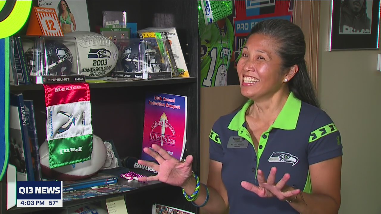 Seahawks fans celebrate home opener weekend