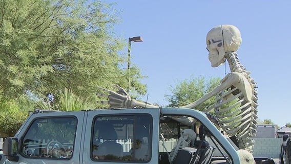 Gilbert woman spreading Halloween spirit