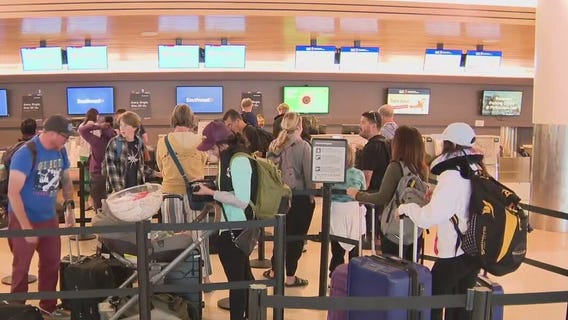 Thanksgiving Travel Expected to Set New Record