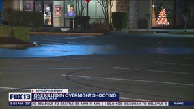 1 person shot, killed in Federal Way shopping center parking lot