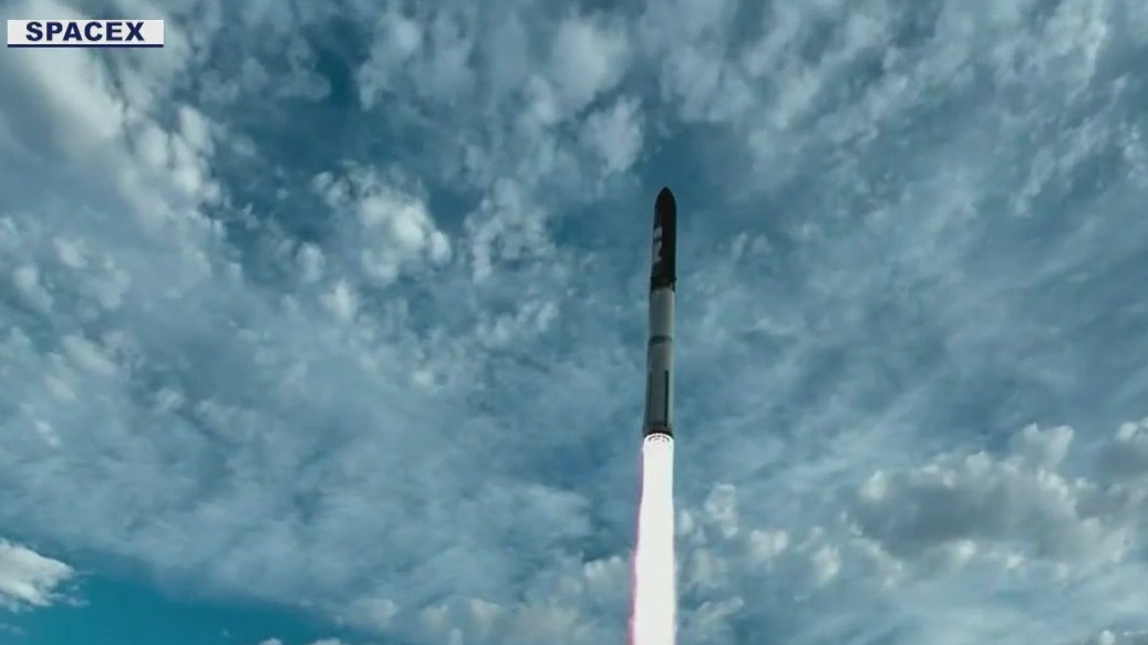 SpaceX Starship blasts off from Texas