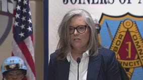 Gov. Hobbs celebrates growing Arizona economy