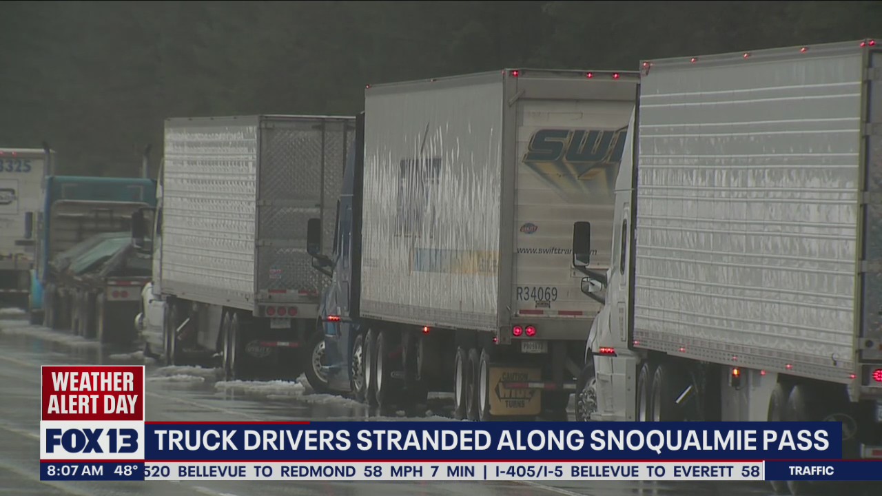 Truck drivers stranded along Snoqualmie Pass