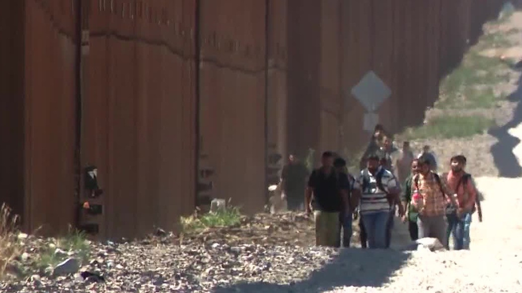 Border latest: Tucson releases new migrant numbers
