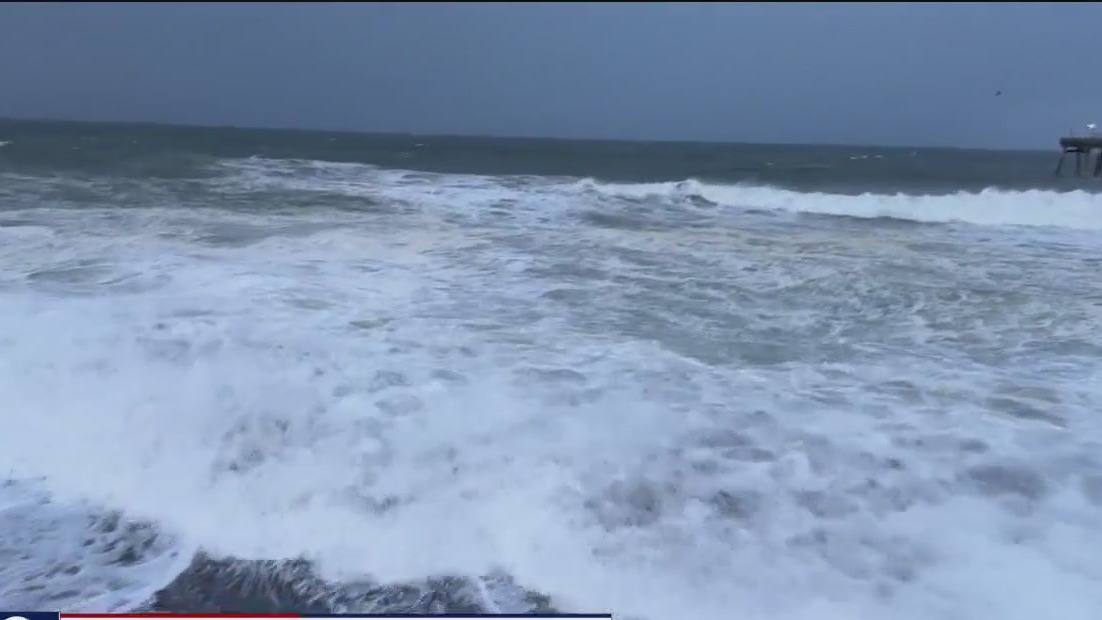 Massive waves, heavy rain and wind slam Pacifica | KTVU FOX 2