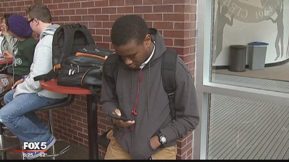 FOX Business Beat: Trump adviser threat; Amazon refunds