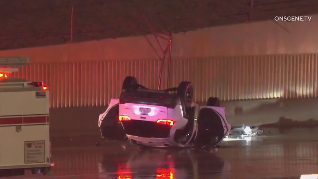 Chain of events on Mesa's US 60 ends in 2 arrested