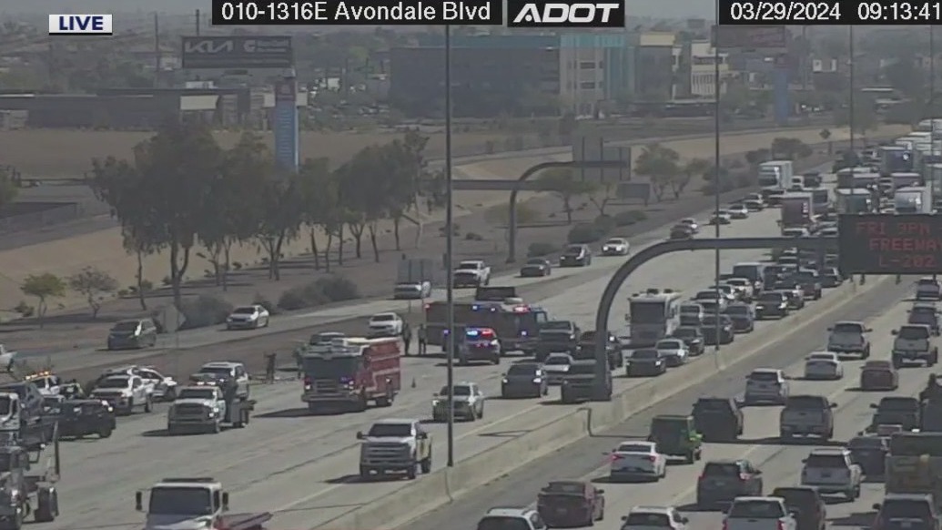 8-car crash on Interstate 10 at Avondale Boulevard