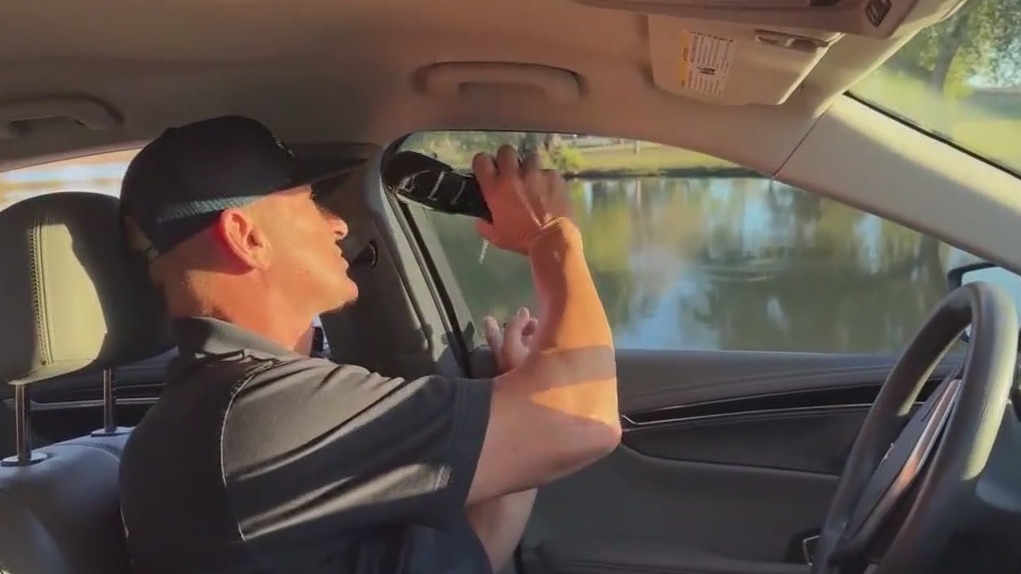 Scottsdale PD explains how to escape a submerged car