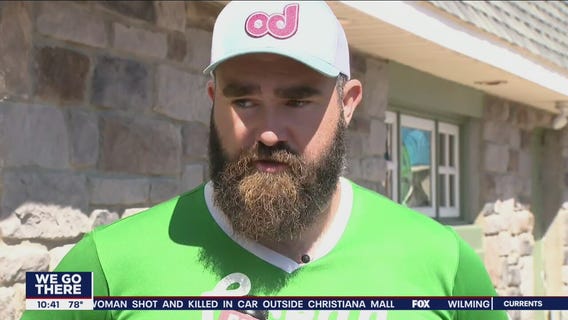 Jason Kelce serves as guest bartender to raise money for Eagles Autism Foundation