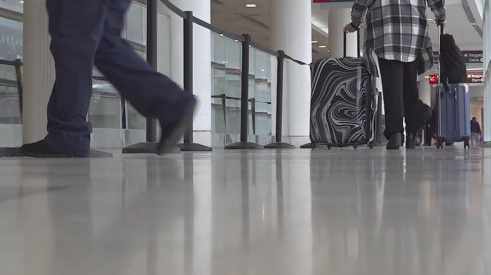 Sky gazers planning to view eclipse from airplanes