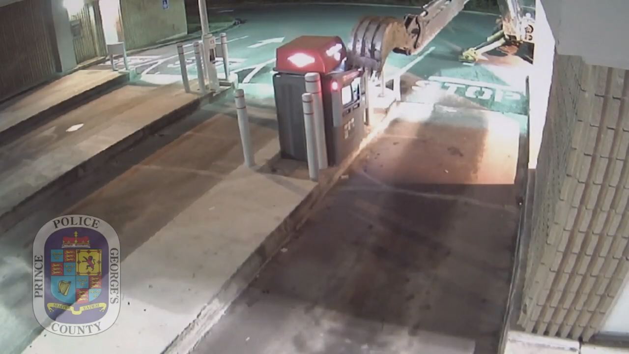 Suspect tries to use backhoe to rob ATM