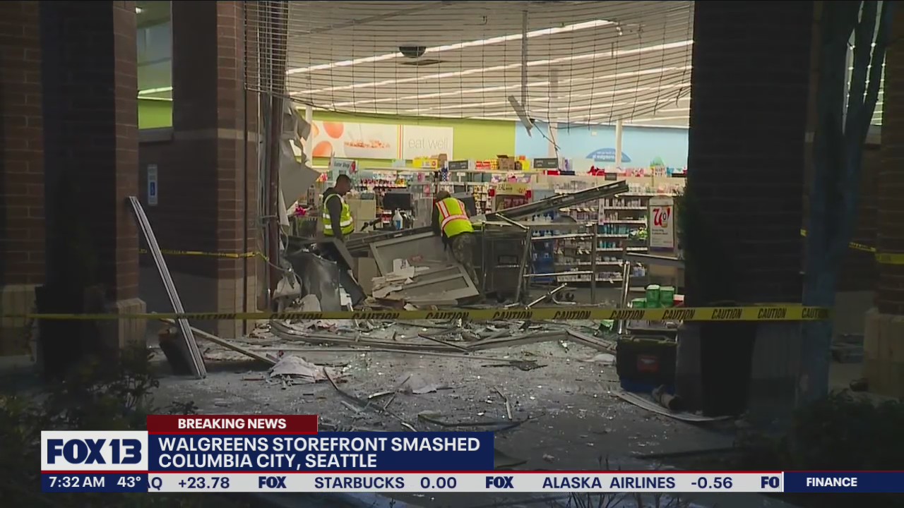 Walgreens storefront smashed in Columbia City