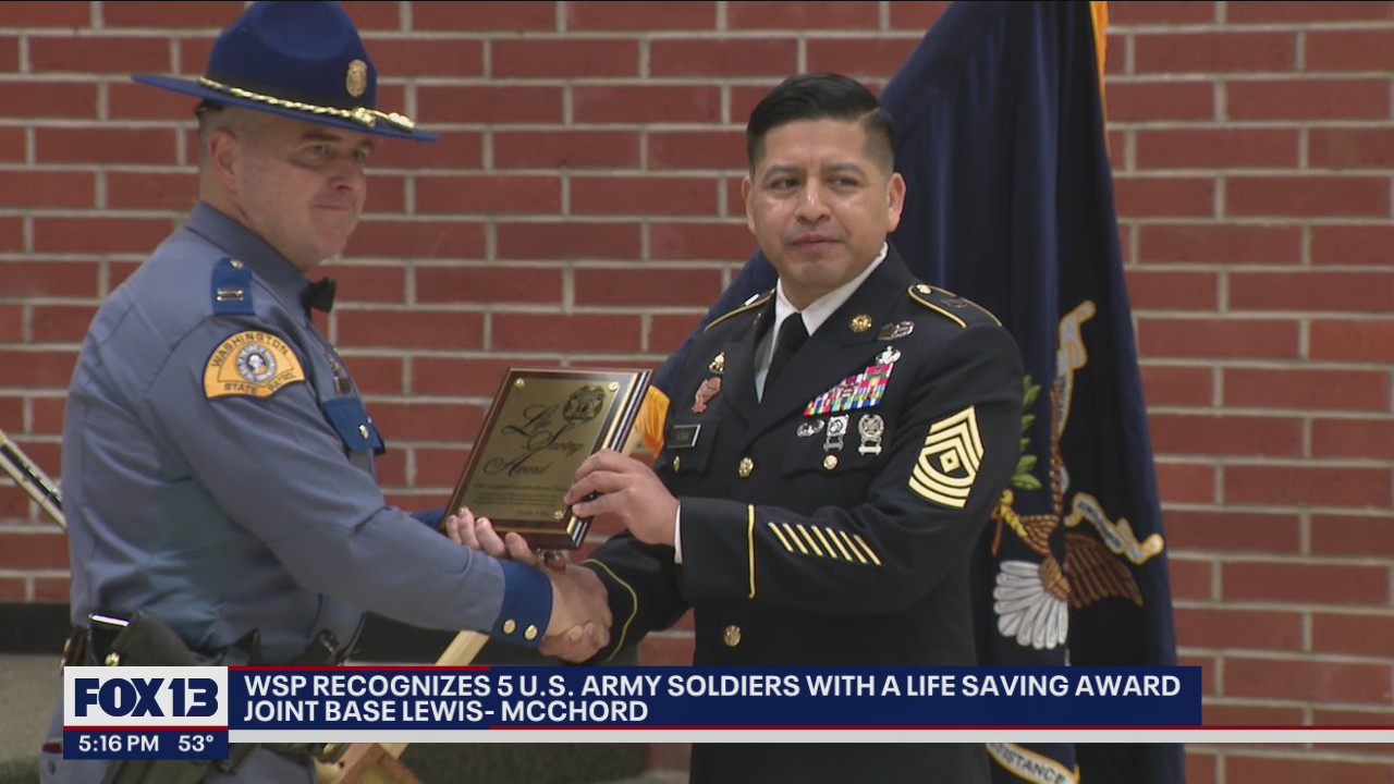 State Patrol recognizes US Army soldiers with life-saving award at JBLM
