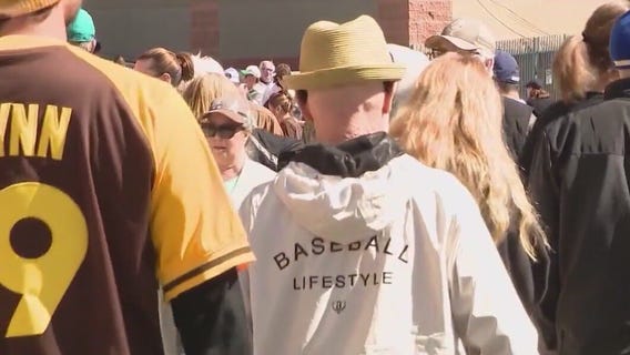 Cactus League games attract droves of fans again