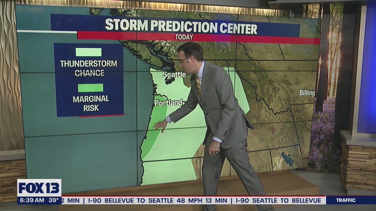 Chance of thunderstorms remains as wet weather pushes through Washington