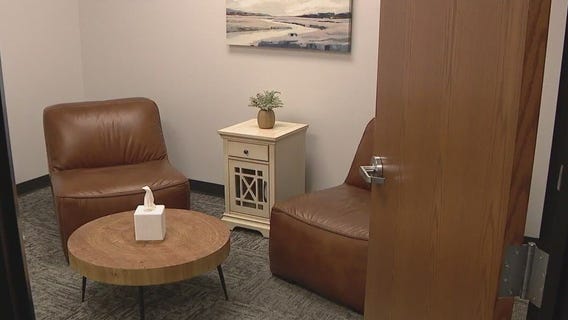 Phoenix PD renovates reporting center for victims