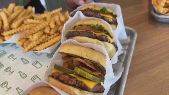 First drive-thru Shake Shack in Arizona