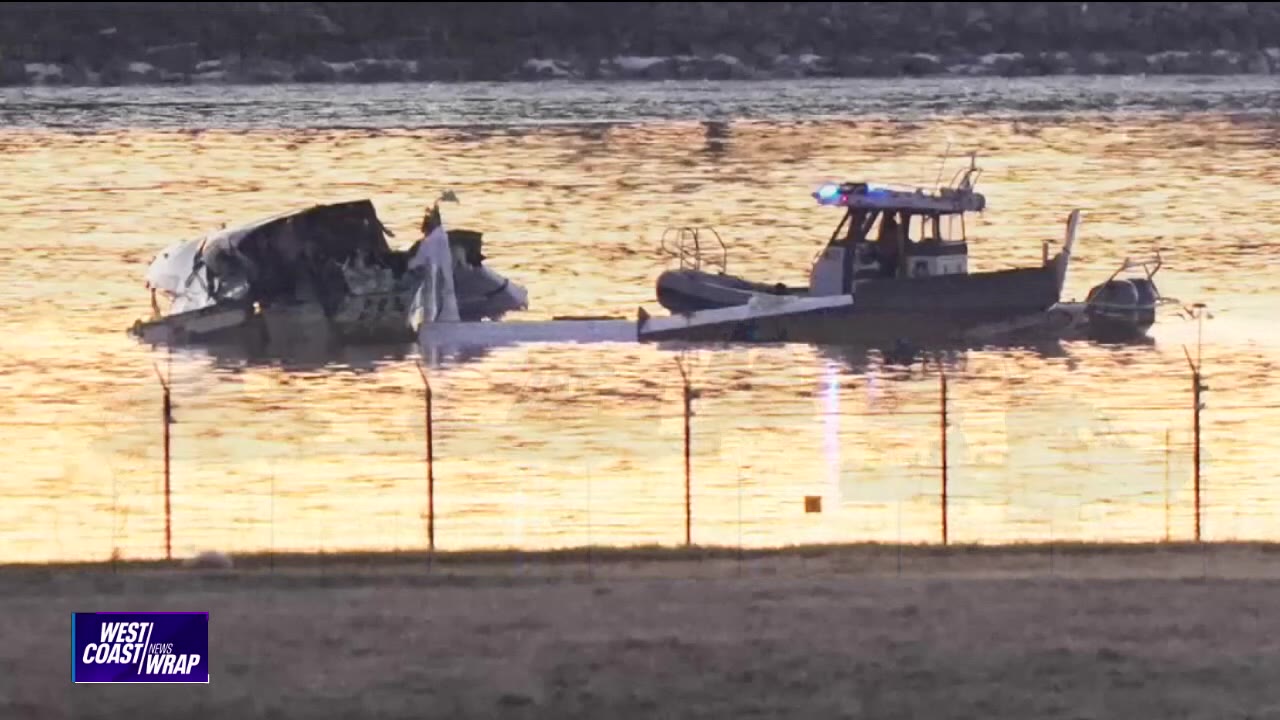 Reaction to DC mid-air collision | West Coast Wrap