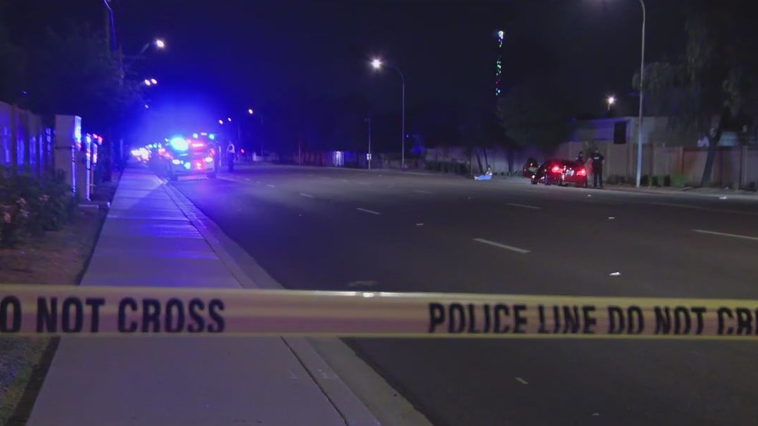 Glendale crash leaves man dead, woman hurt | FOX 10 Phoenix