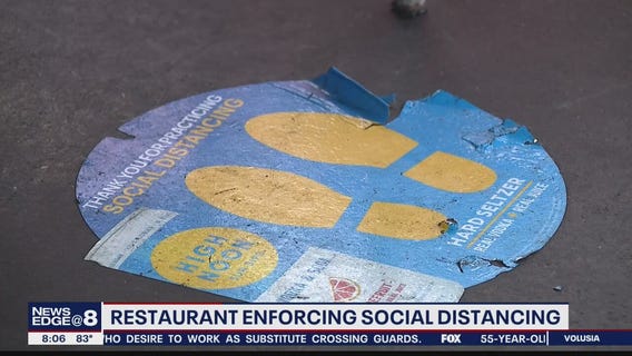 Orlando restaurant enforcing social distancing