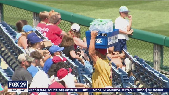 Phillies fans brave the heat Citizens Bank Park