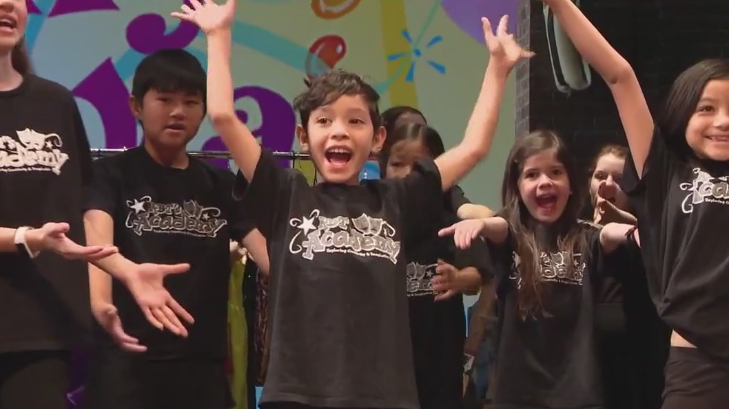 Peoria theater offer summer camp programs for kids