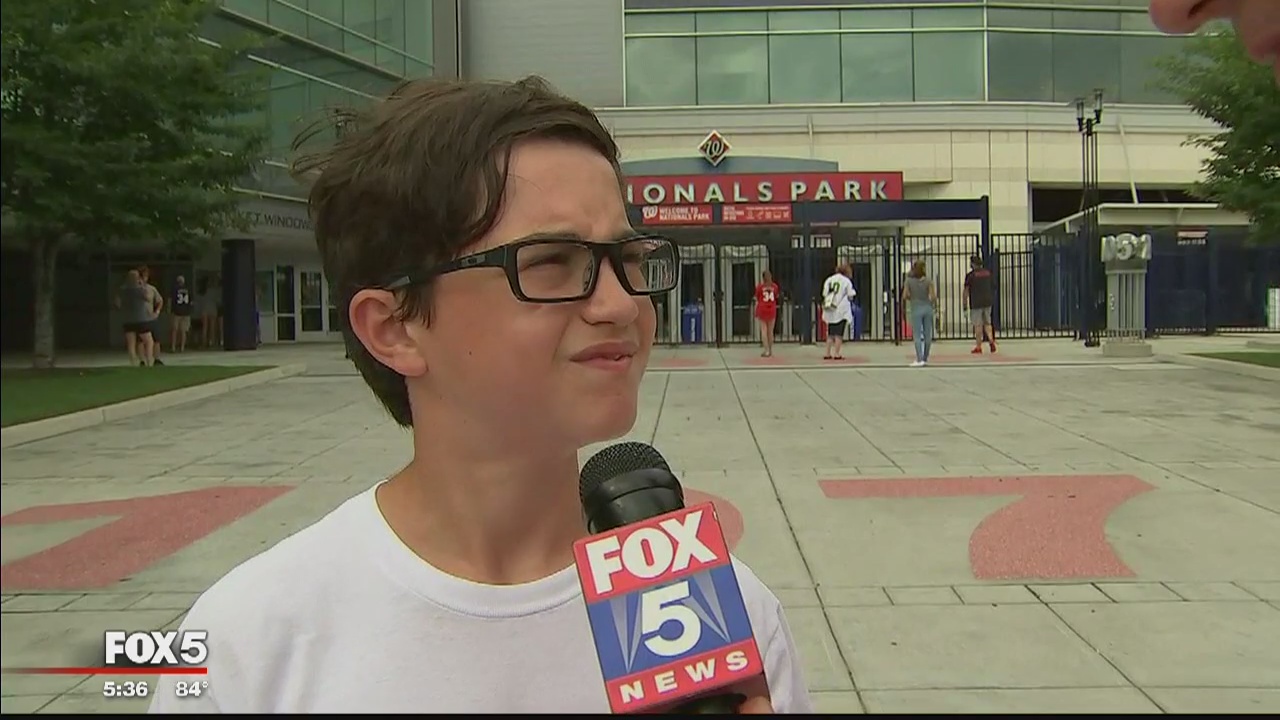 12-year-old boy visiting all 30 MLB ballparks to help raise money for charity
